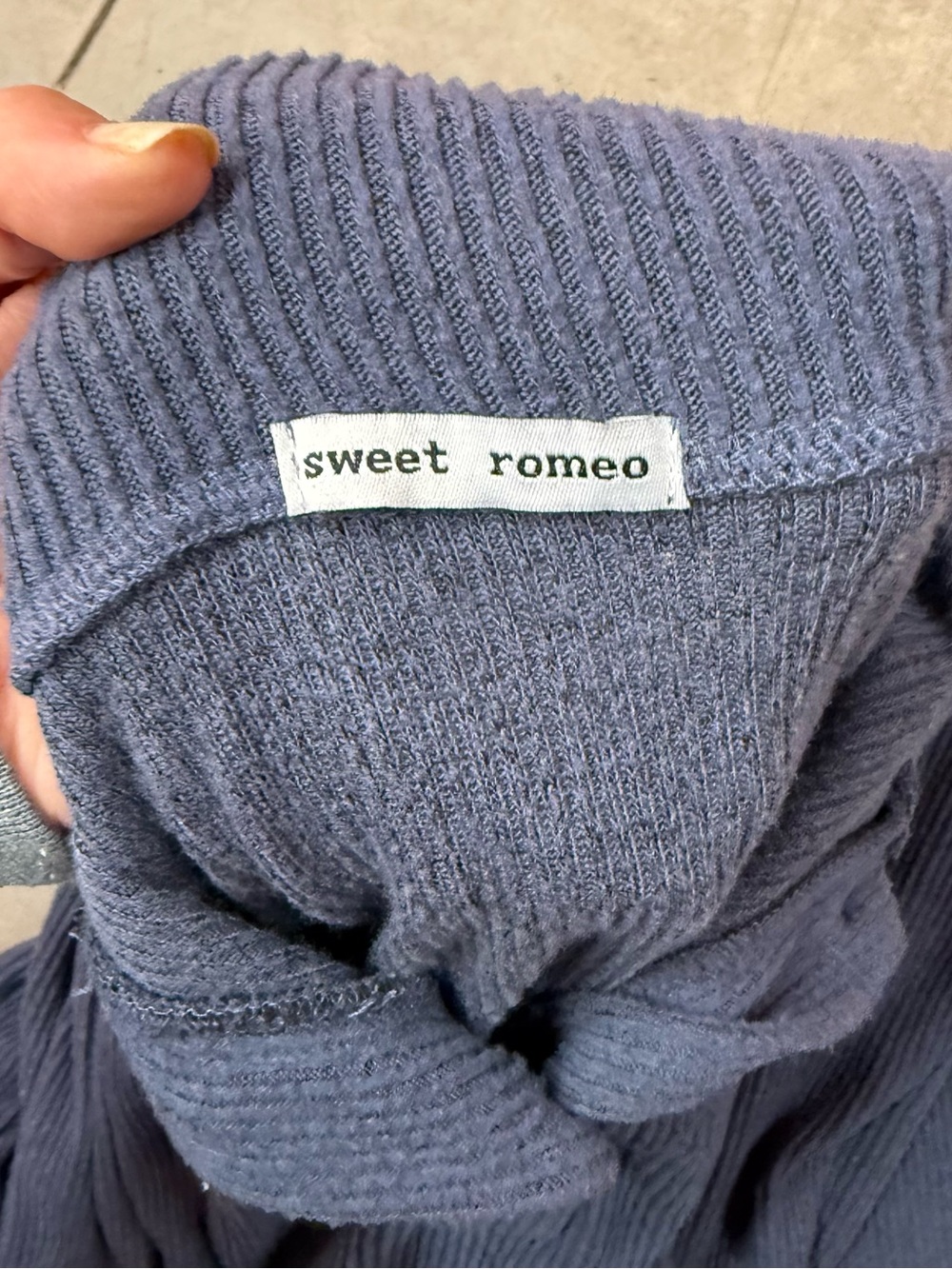 Sweet Romeo Navy Ribbed Button-Collar Pullover - Picture 2 of 3
